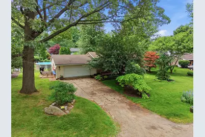 2452 Moore Place, Howell, MI 48843 - Photo 31