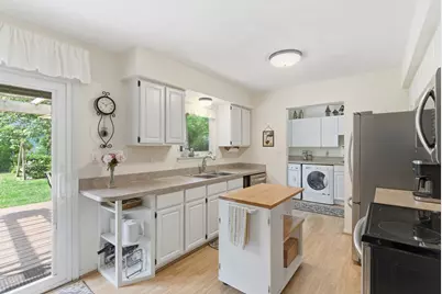 2452 Moore Place, Howell, MI 48843 - Photo 19