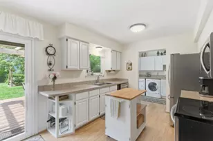2452 Moore Pl, Howell, MI 48843 - Photo 19