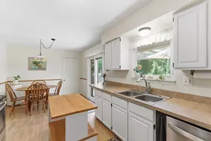 2452 Moore Pl, Howell, MI 48843 - Photo 23