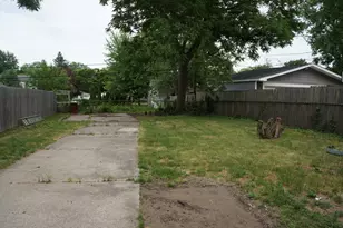 6469 Elm St, Taylor, MI 48180 - Photo 5