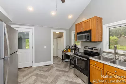 2122 Coats Grove Road, Hastings, MI 49058 - Photo 13