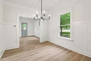 319 N Rowe St, Ludington, MI 49431 - Photo 13