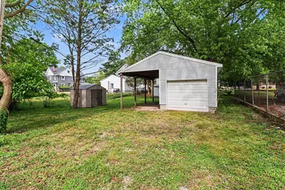 319 N Rowe Street, Ludington, MI 49431 - Photo 43