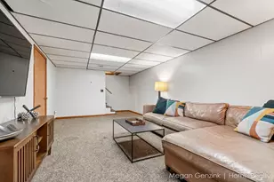 195 Surry Oak Dr, Holland, MI 49424 - Photo 17