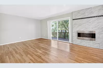 726 Garland Circle #D, Kalamazoo, MI 49008 - Photo 7