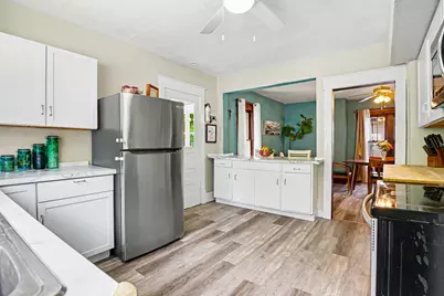 332 High View Street, Watervliet, MI 49098 - Photo 9