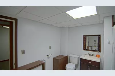 113 W 5th Street, Buchanan, MI 49107 - Photo 7