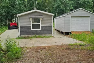 1756 Aspen Dr, Allegan, MI 49010 - Photo 1