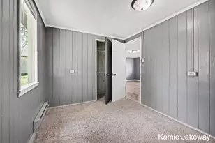 1012 Masonic St, Belding, MI 48809 - Photo 15