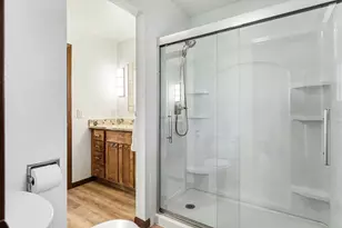 7626 Hampton Oaks Dr, Portage, MI 49024 - Photo 13