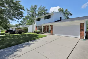 4142 Rivershell Ln, Lansing, MI 48911 - Photo 31