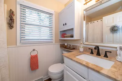 1401 E Crooked Lake Drive, Kalamazoo, MI 49009 - Photo 7