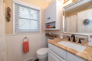 1401 E Crooked Lake Dr, Kalamazoo, MI 49009 - Photo 7