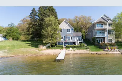 1401 E Crooked Lake Drive, Kalamazoo, MI 49009 - Photo 1