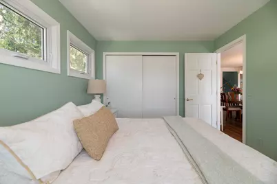 1401 E Crooked Lake Drive, Kalamazoo, MI 49009 - Photo 15