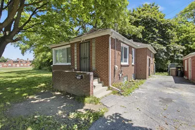 182 Summit Street, Pontiac, MI 48342 - Photo 1