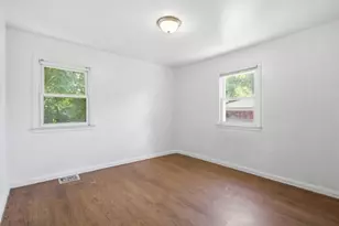 182 Summit St, Pontiac, MI 48342 - Photo 11