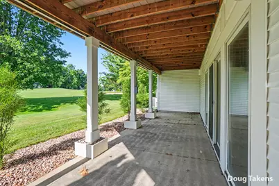 5842 Julie Street, Hudsonville, MI 49426 - Photo 9