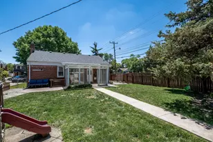 332 Normandy Rd, Royal Oak, MI 48073 - Photo 35