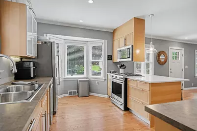 2621 Elmwood Drive SE, Grand Rapids, MI 49506 - Photo 7