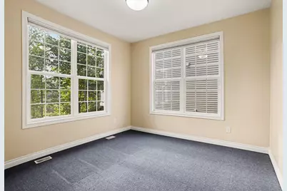 6945 Hunters Creek, Kalamazoo, MI 49048 - Photo 11