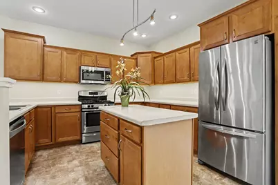 6945 Hunters Creek, Kalamazoo, MI 49048 - Photo 7