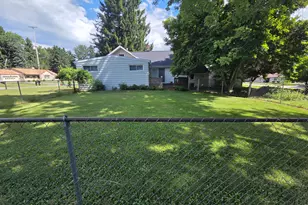 1503 Warren Ave, Jackson, MI 49203 - Photo 5