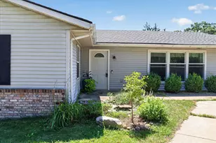 9065 Nature Way, Kalamazoo, MI 49009 - Photo 5