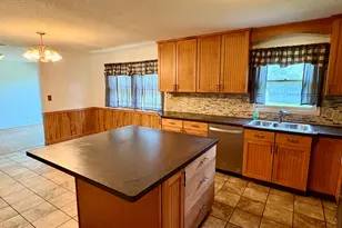9065 Nature Way, Kalamazoo, MI 49009 - Photo 5