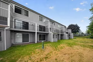 9579 Harbour Cove Ct, Ypsilanti, MI 48197 - Photo 45