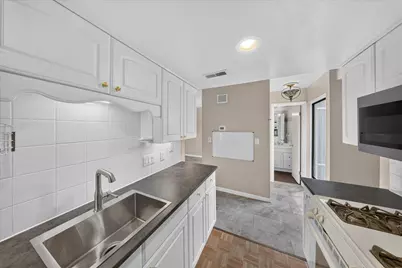 9579 Harbour Cove Court, Ypsilanti, MI 48197 - Photo 5