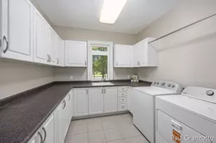 5578 Blackberry Bluff Ct SE, Kentwood, MI 49512 - Photo 39
