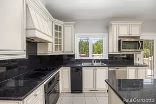5578 Blackberry Bluff Ct SE, Kentwood, MI 49512 - Photo 13