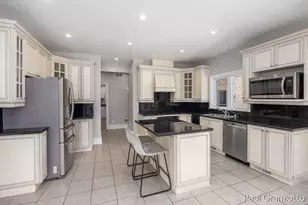 5578 Blackberry Bluff Ct SE, Kentwood, MI 49512 - Photo 19