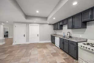 5578 Blackberry Bluff Ct SE, Kentwood, MI 49512 - Photo 51