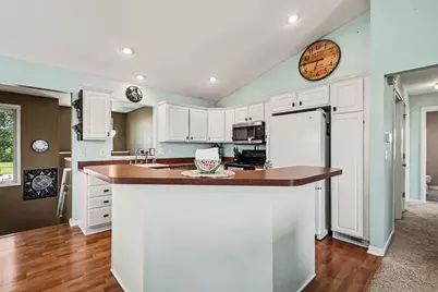 10264 Summerwood Drive, Zeeland, MI 49464 - Photo 17
