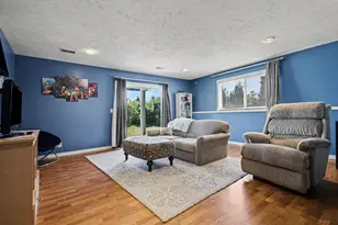10264 Summerwood Dr, Zeeland, MI 49464 - Photo 7