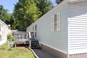 27 Inca Dr SW, Grand Rapids, MI 49548 - Photo 3