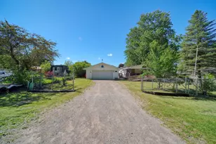 4498 Yuma Dr, Jackson, MI 49201 - Photo 1