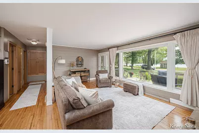 5937 E Pakes Road, Crystal, MI 48818 - Photo 9
