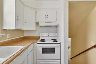 6305 Marlow St, Portage, MI 49024 - Photo 13