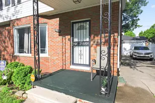 9884 W Outer Dr W, Detroit, MI 48223 - Photo 3
