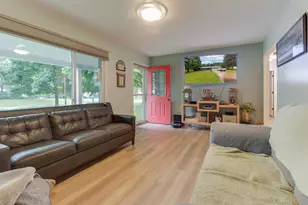 257 Thelma Dr, Battle Creek, MI 49014 - Photo 3