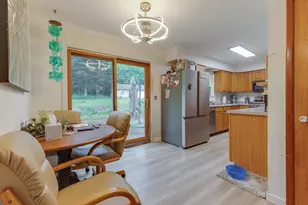 257 Thelma Dr, Battle Creek, MI 49014 - Photo 5