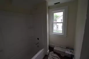 529 Ada St, Kalamazoo, MI 49007 - Photo 9