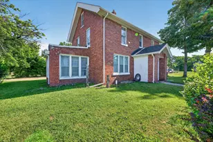349 E Empire Ave, Benton Harbor, MI 49022 - Photo 31