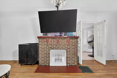 349 E Empire Avenue, Benton Harbor, MI 49022 - Photo 5