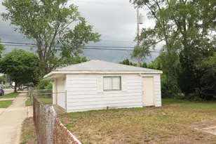 24162 Dartmouth St, Dearborn, MI 48124 - Photo 7