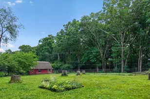 2475 Park Dr, Jackson, MI 49203 - Photo 9